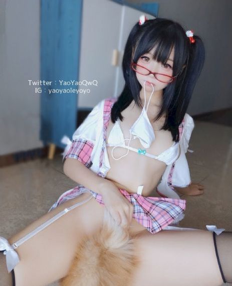 少妇下蹲露大唇无遮挡0_高清日韩免费观看